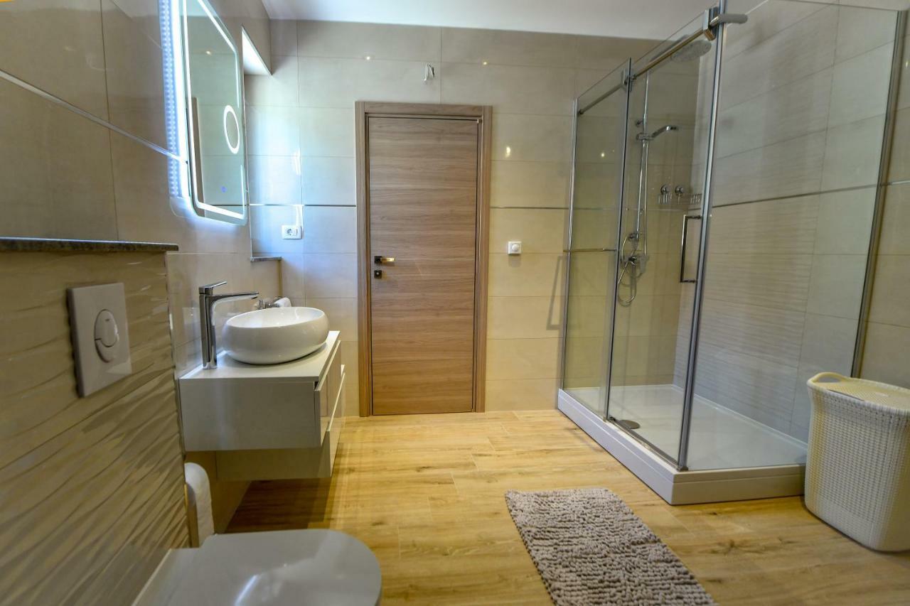 Cambi Lux Apartment Otok  Exterior foto