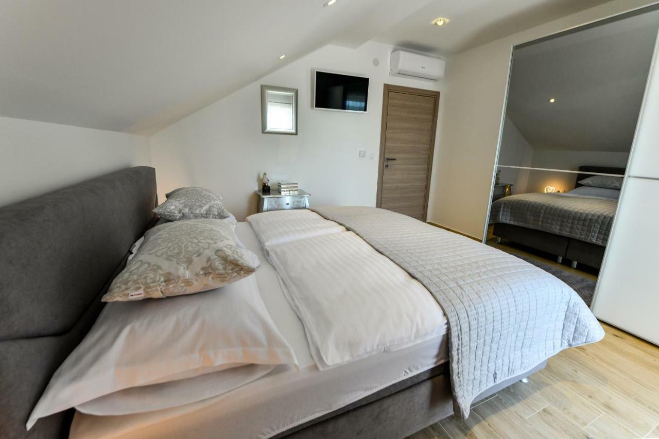 Cambi Lux Apartment Otok  Exterior foto